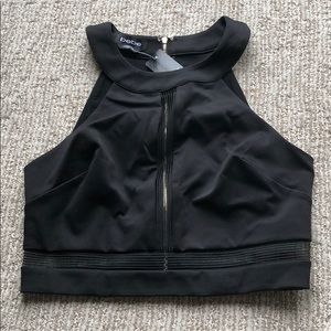 Bebe Crop Top 😊